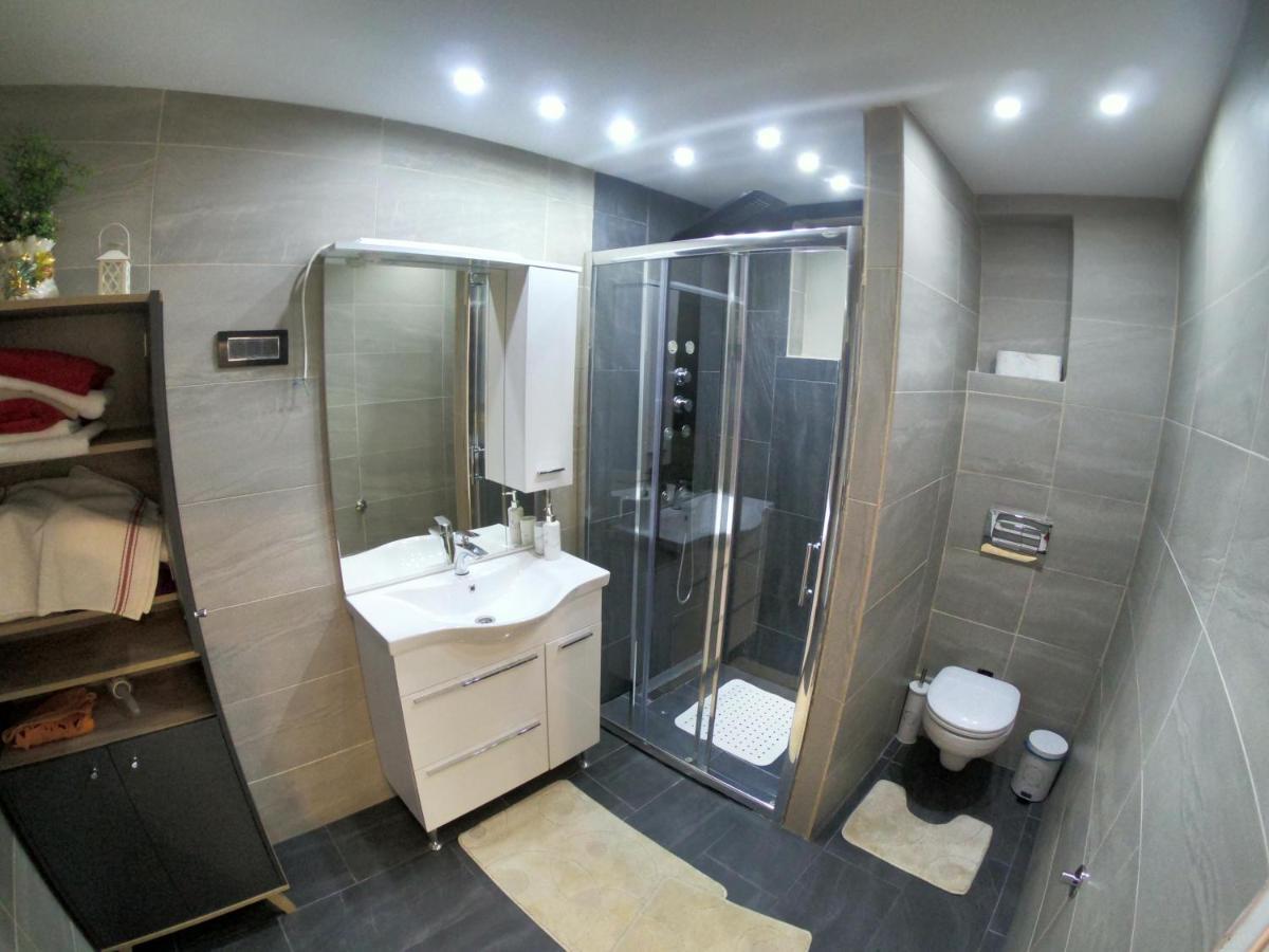 Apartmani Majetic Omisalj ภายนอก รูปภาพ