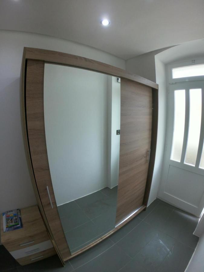 Apartmani Majetic Omisalj ภายนอก รูปภาพ